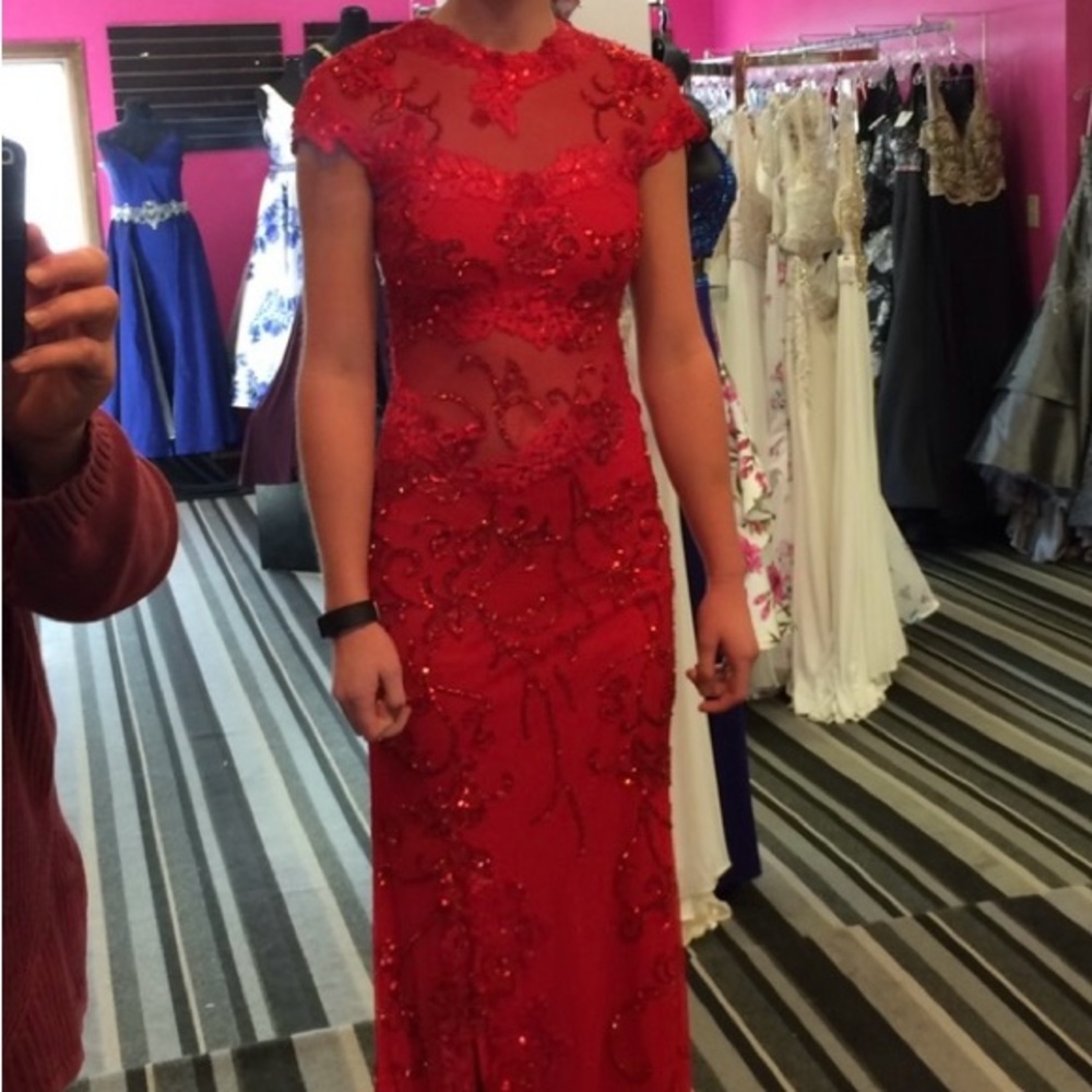Red Mac Duggar Prom Dress Size 2 unaltered